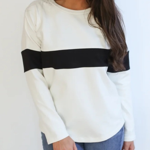 Varsity Dual Zip Breastfeeding Long Sleeve - Picture 1 of 7